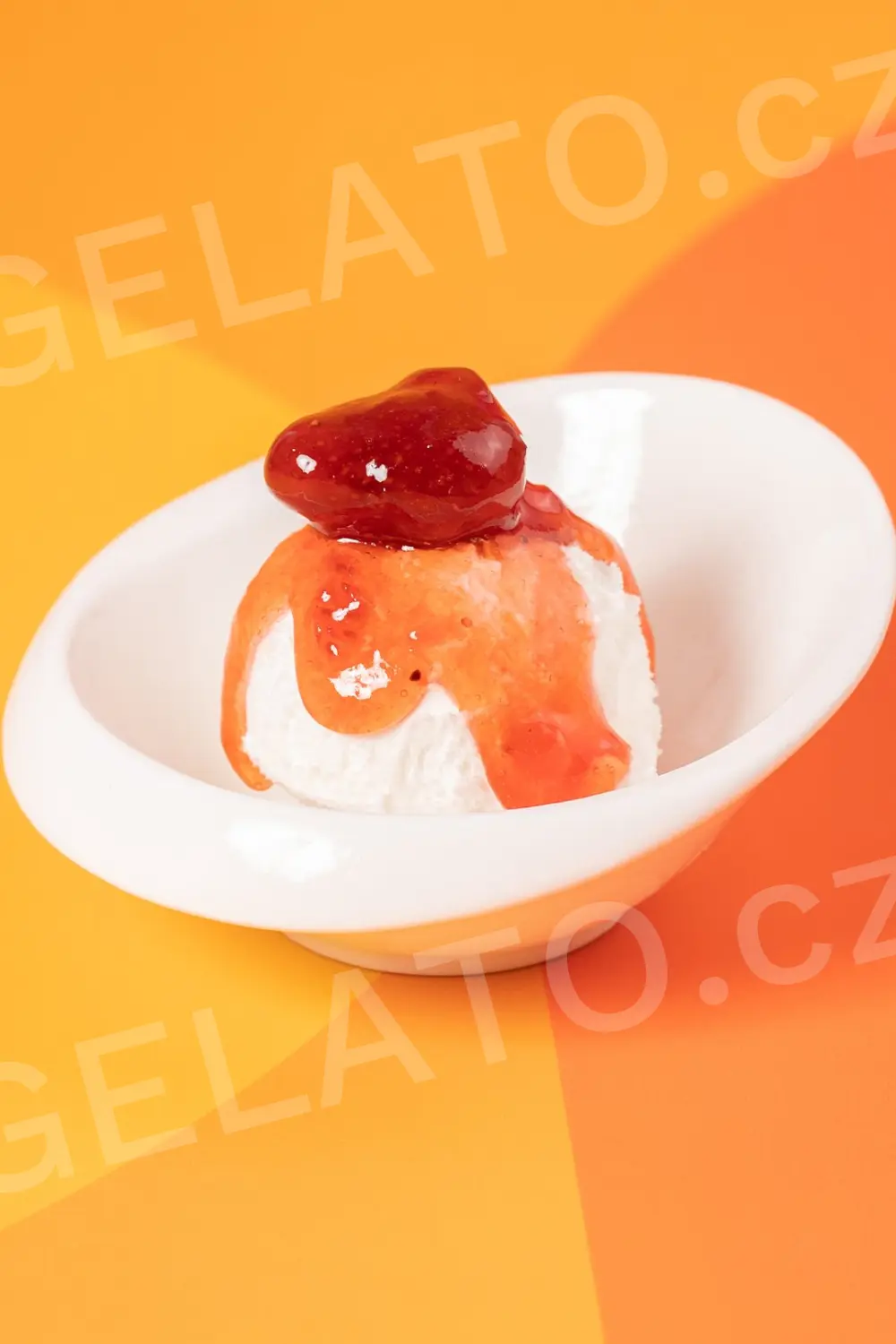 3 kg - Jahoda Gourmet - poleva s kousky jahod, Montebianco