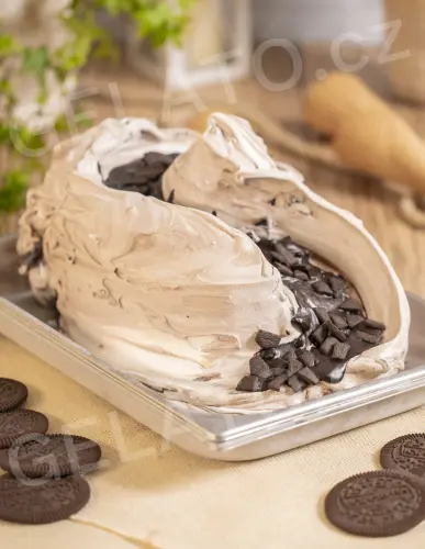 5,5 kg - Cookies & Cream - poleva s kousky sušenek, Stella