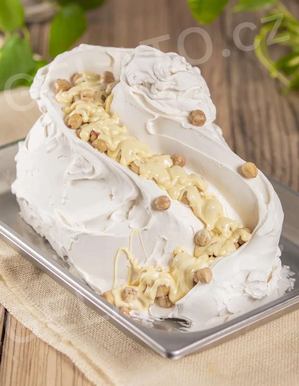 5 kg - Lískový oříšek a bílá čokoláda - ochucovací pasta s kousky oříšků, Stella