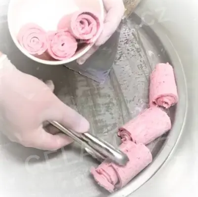 Rolovaná zmrzlina - Ice Cream Rolls